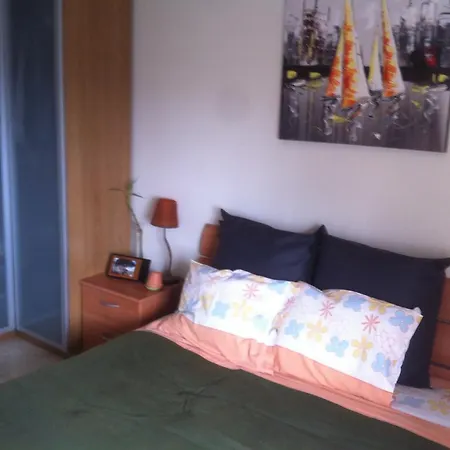 Quarto em Acomodações Particulares Moscavide Nº 1 M1