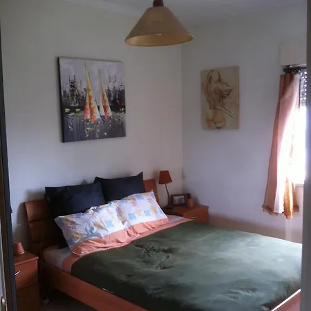 Homestay Moscavide Nº 1 M1 *