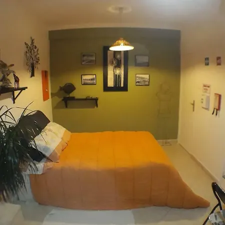 Quarto em Acomodações Particulares Moscavide Nº 1 M1 Lisboa